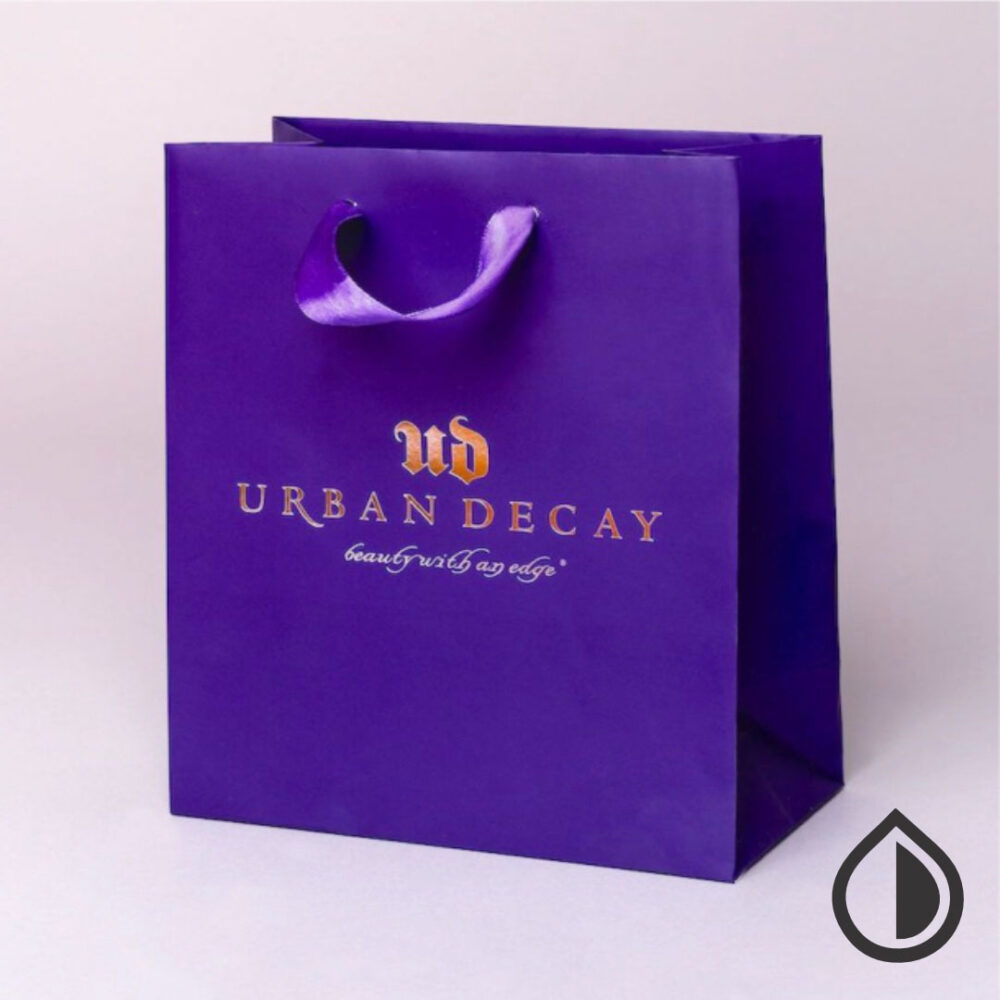 Branded custom paper bags with logo printing, luxury finishes, and eco-friendly materials – available in Dubai.